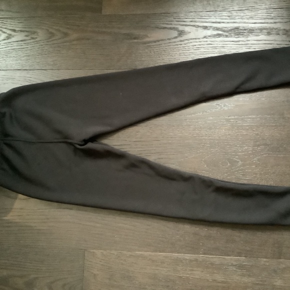 Just cozy woman’s leggings - Picture 3 of 3